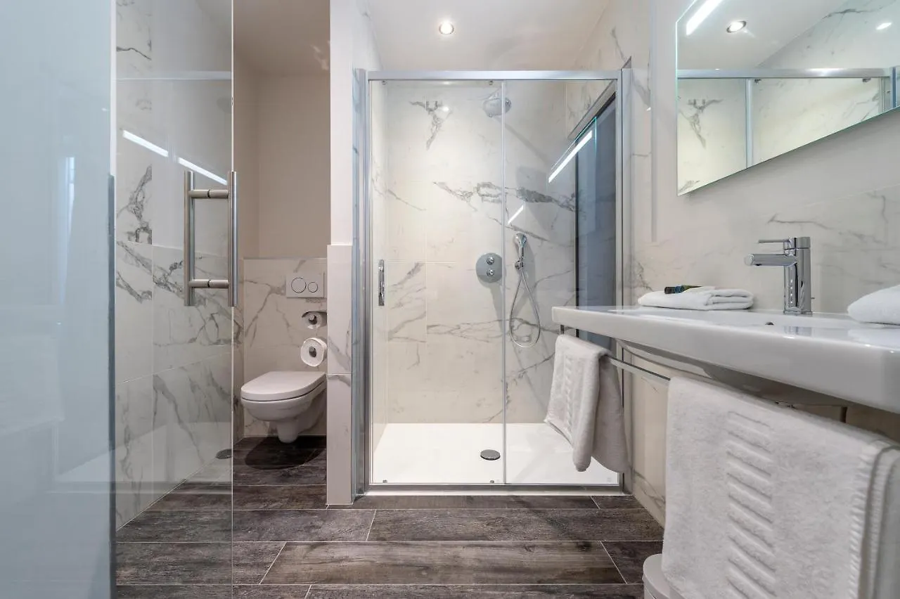 Hotel Monarc Ostend